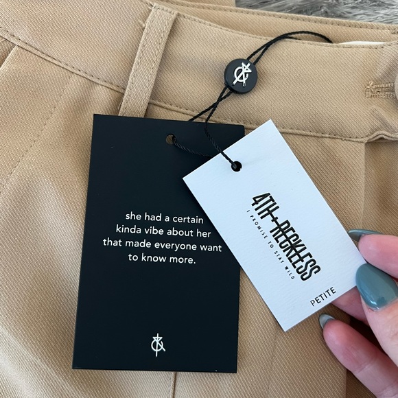 4th + Reckless Petite Tailored Pant - Picture 7 of 10